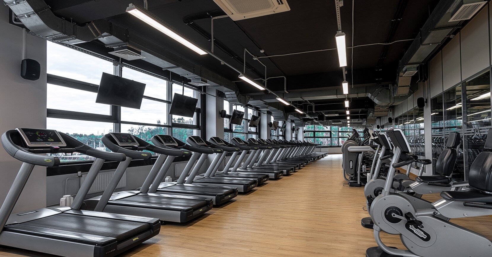 Фитнес-клуб